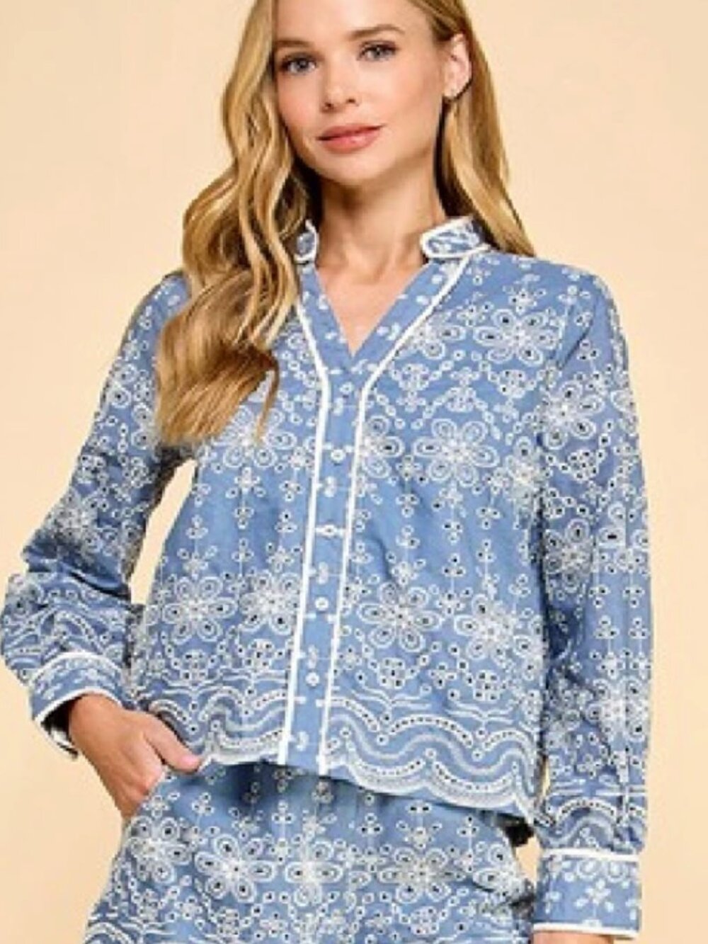 Avara TCEC Chambray Blue Eyelet Long Sleeve Blouse Small